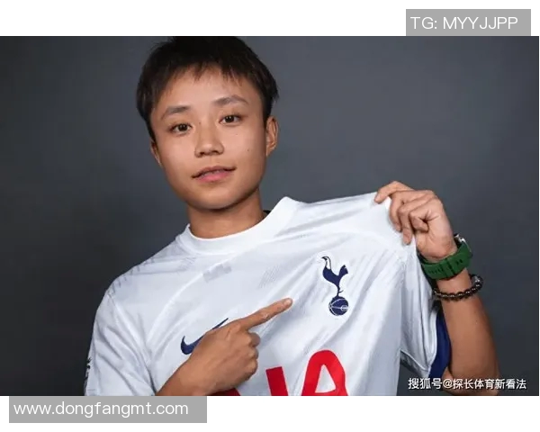 不出界的足球明星如何在绿茵场上书写传奇人生与荣耀篇章 不出界的足球明星如何在绿茵场上书写传奇人生与荣耀篇章